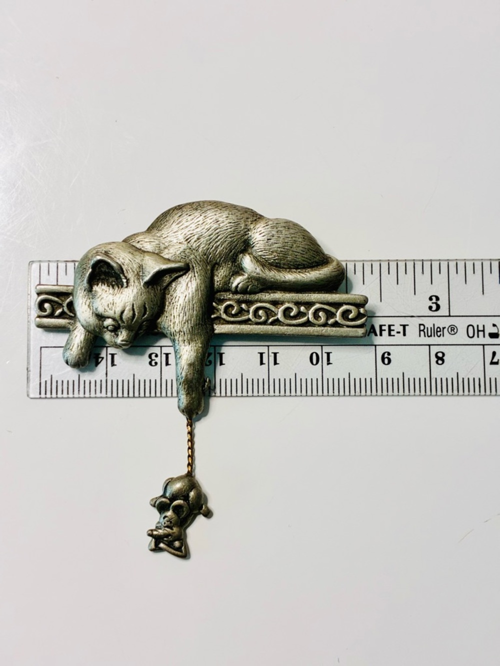 VTG Cat Brooch in Silver Tone with Dangling Mouse Charm Business Casual - Picture 9 of 12